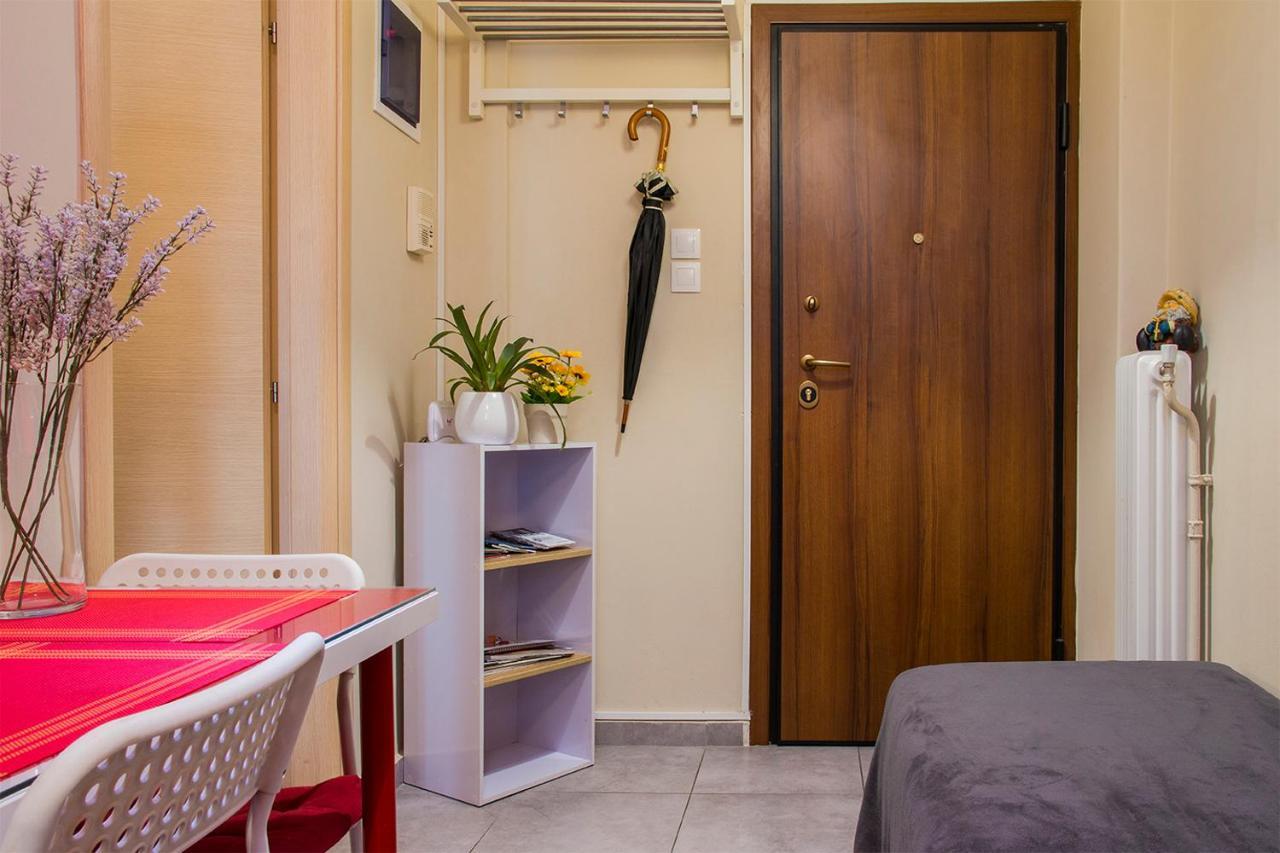 City Stay Close To The Metro A Charming Flat Atina Dış mekan fotoğraf